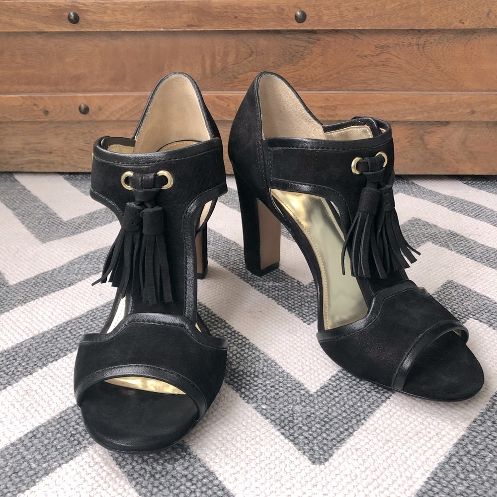 NWOT | Ladies Tstrap Coach Heels
